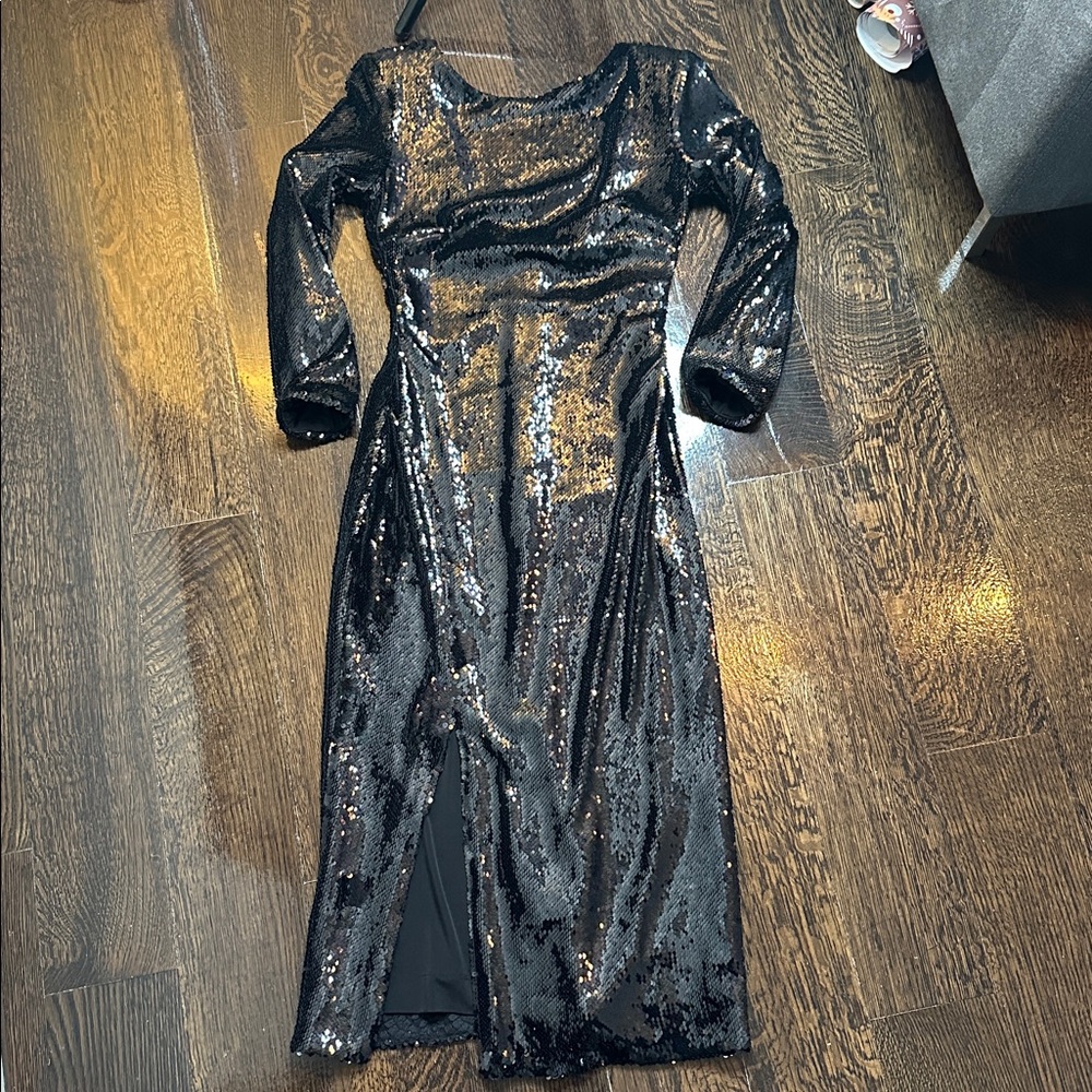 Elegant Black Midi Sequin Dress